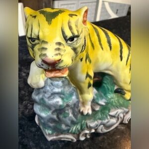 Roaring Tiger Figurine